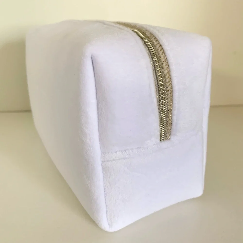 NEW Dior furry zippy pouch